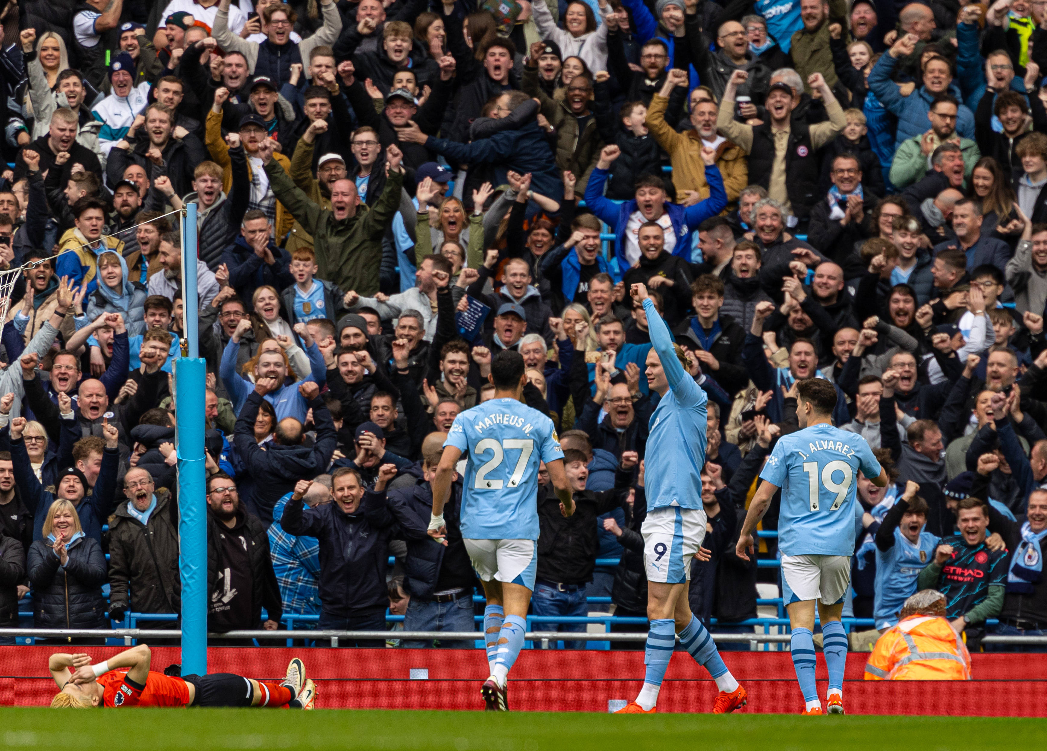 Faker焦点对战，德布劳内与80激战澳大利亚队分钟，重返赛场胜负难料！的简单介绍